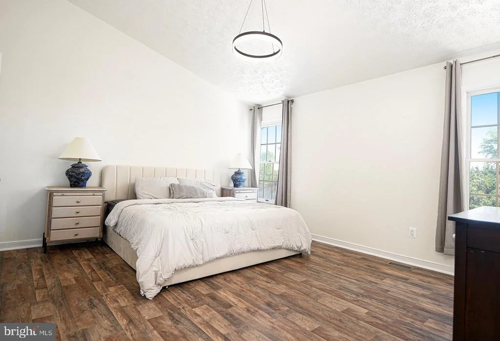 Photo of 1583 BENTLEY CIRCLE