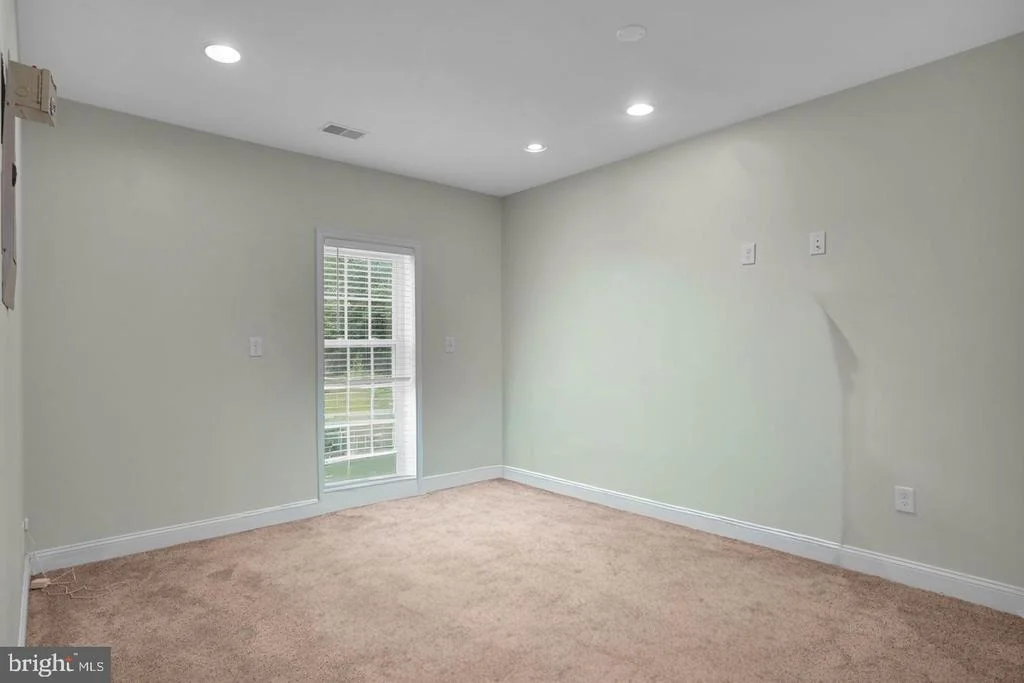 Photo of 2299 MOUNTAIN ROAD