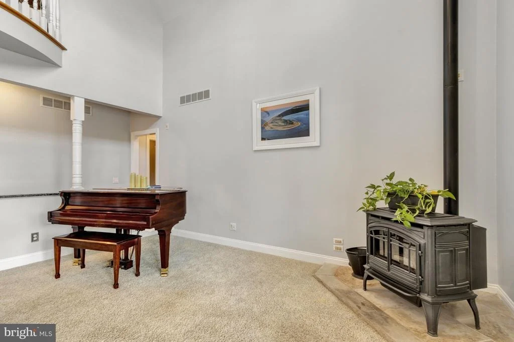 Photo of 16132 HUDSON ROAD
