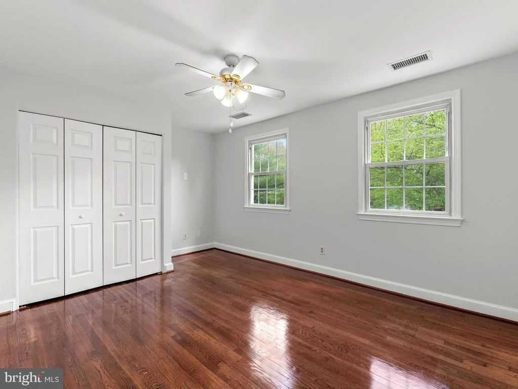 Photo of 3713 QUEEN MARY DRIVE