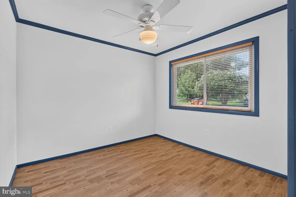 Photo of 323 AVONDALE DRIVE