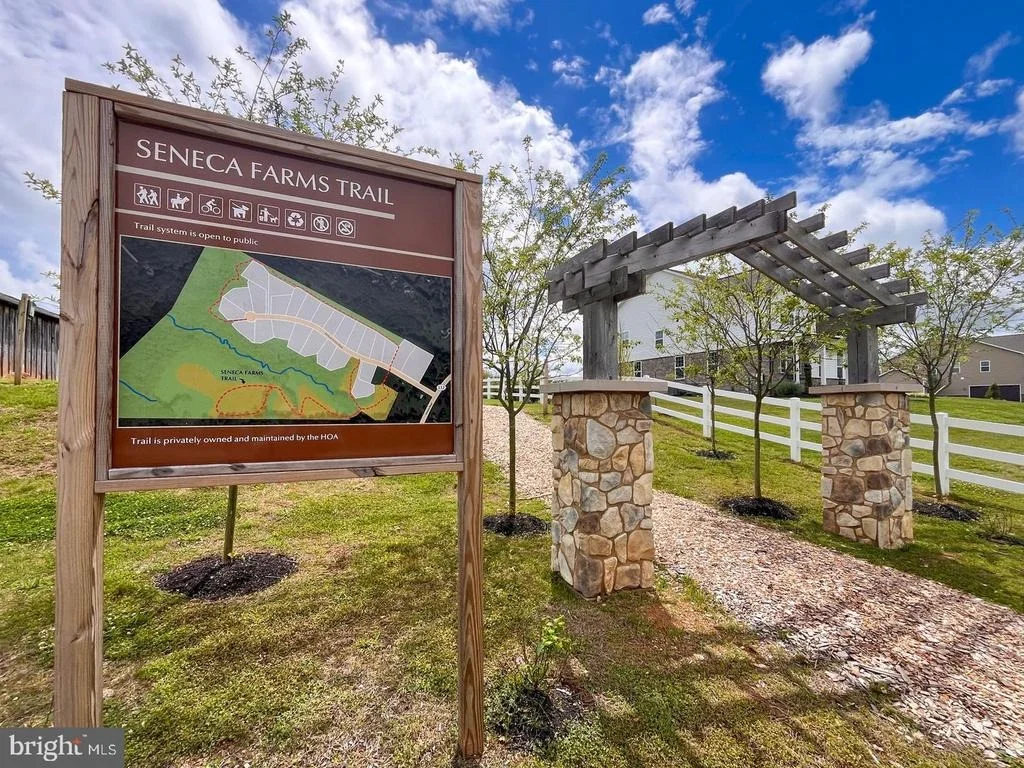 Photo of 14622 SENECA FARM LN