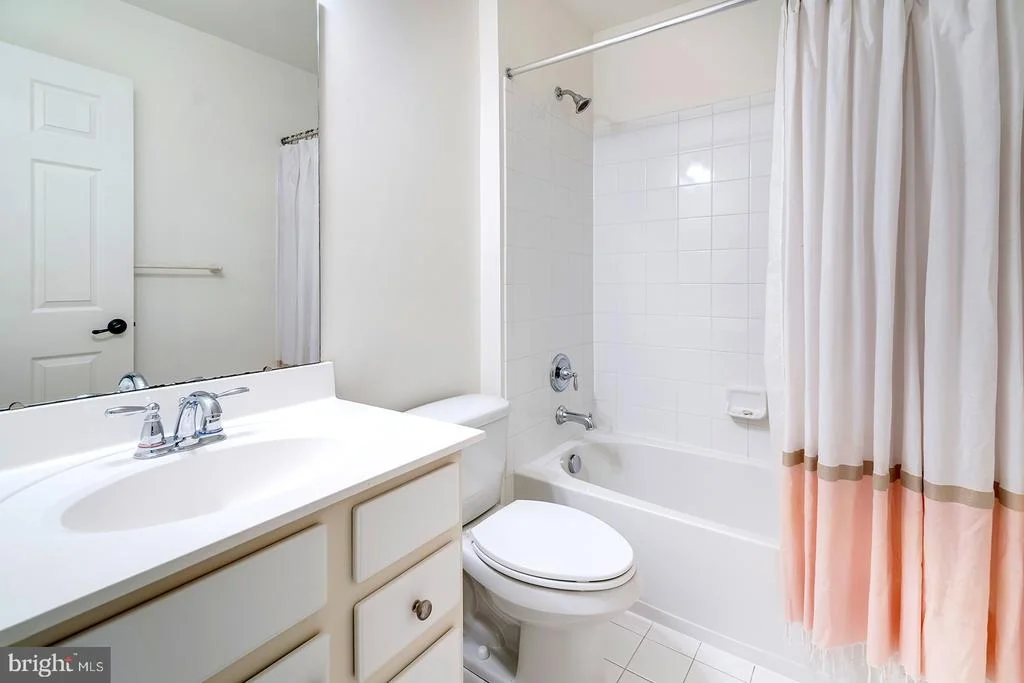 Photo of 327 CARLTON DRIVE