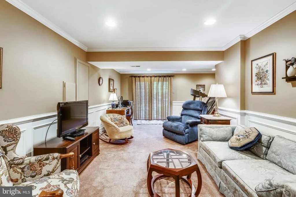 Photo of 9905 MAINSAIL DRIVE