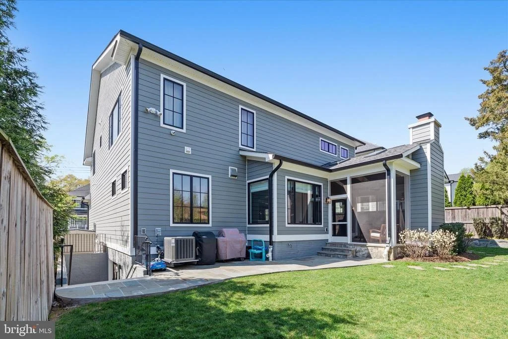 Photo of 3307 CUMMINGS LANE