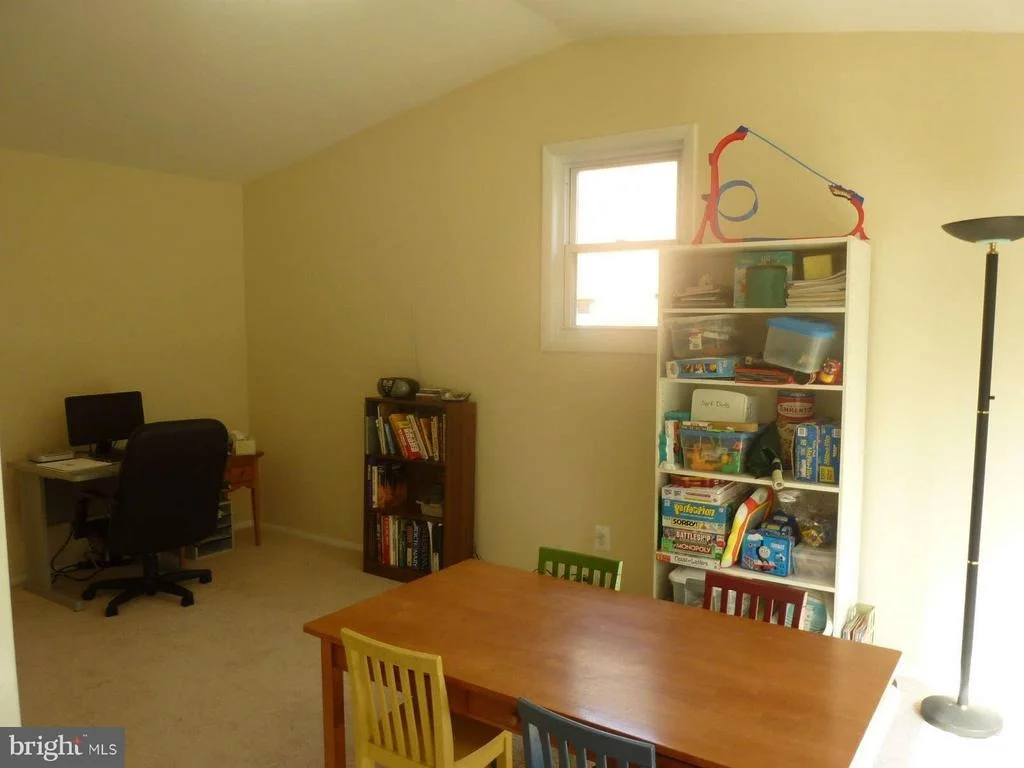 Photo of 11404 LUND PLACE