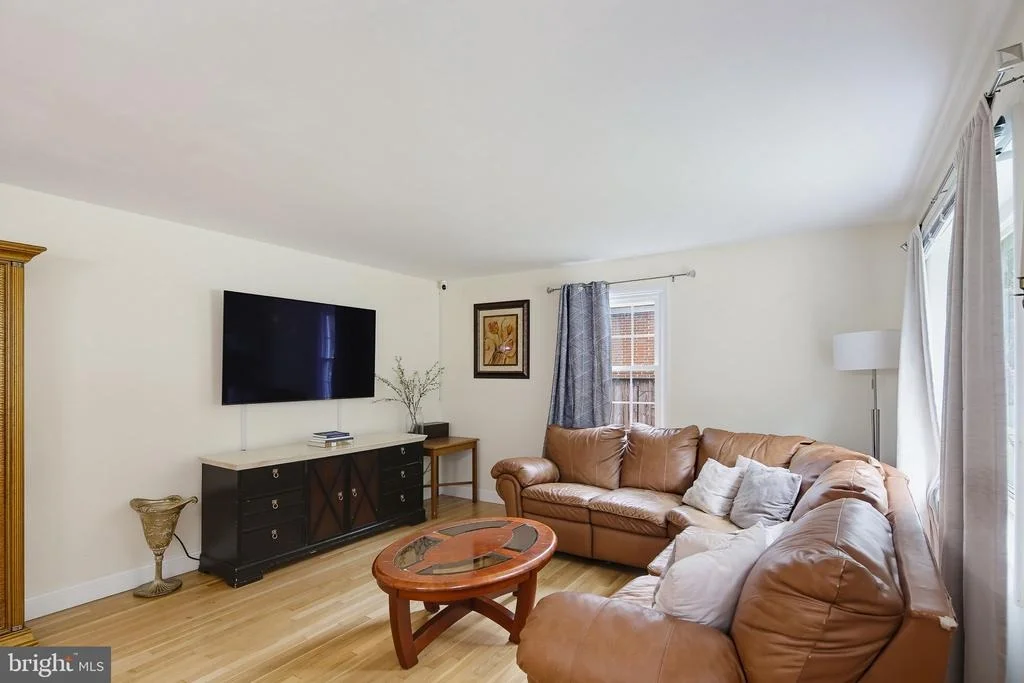 Photo of 1034 DONINGTON CIRCLE