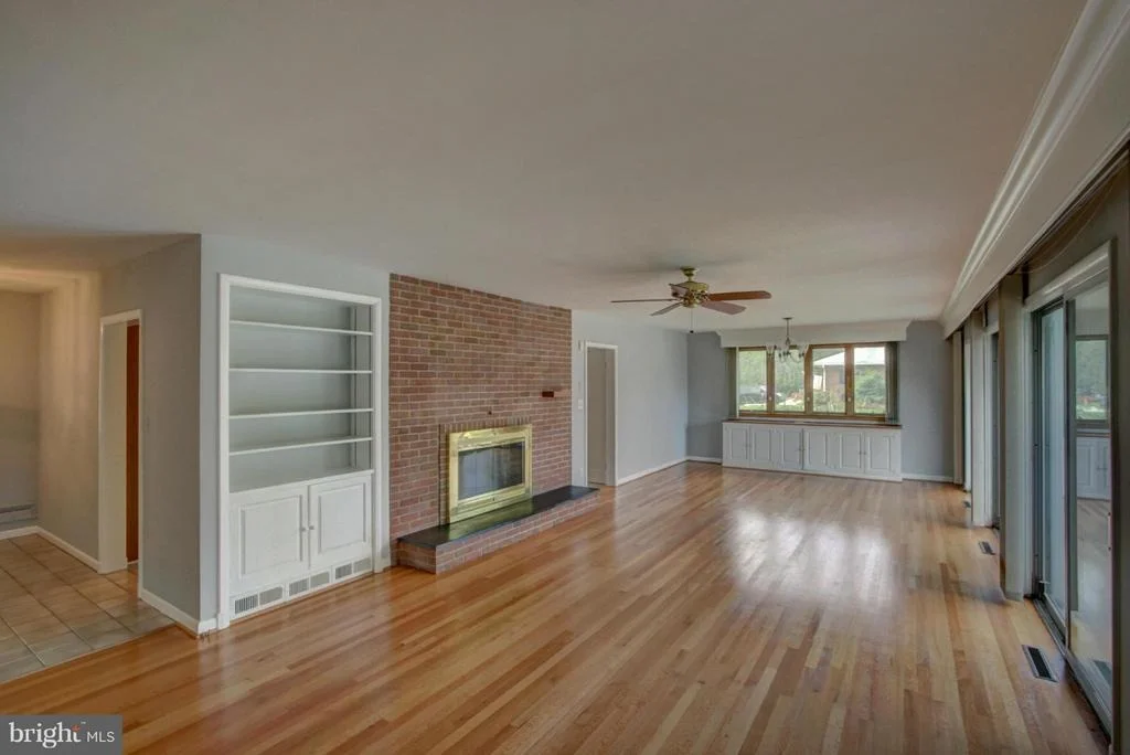 Photo of 500 MAPLE ROAD E