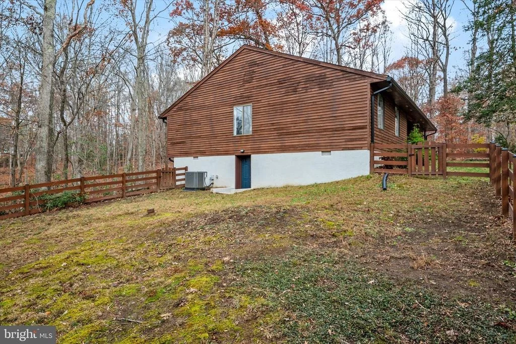 Photo of 2602 LE COMPTE LANE