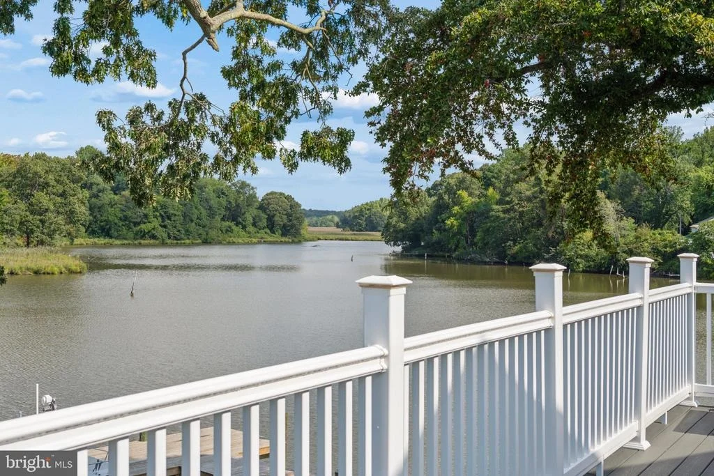 Photo of 456 DEALE ROAD