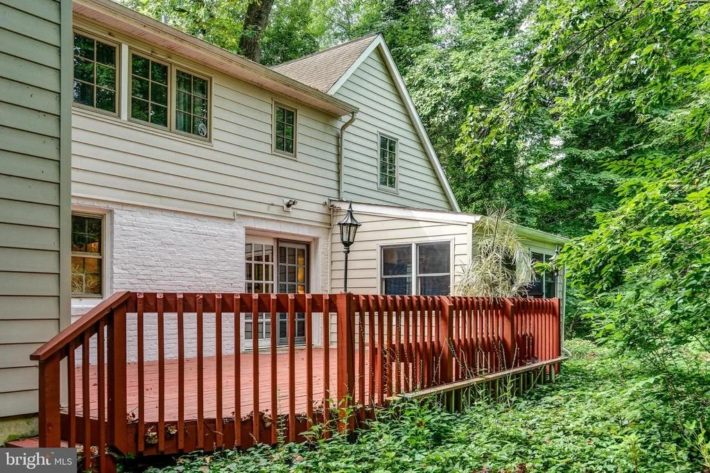 Photo of 501 SOMERSET DRIVE