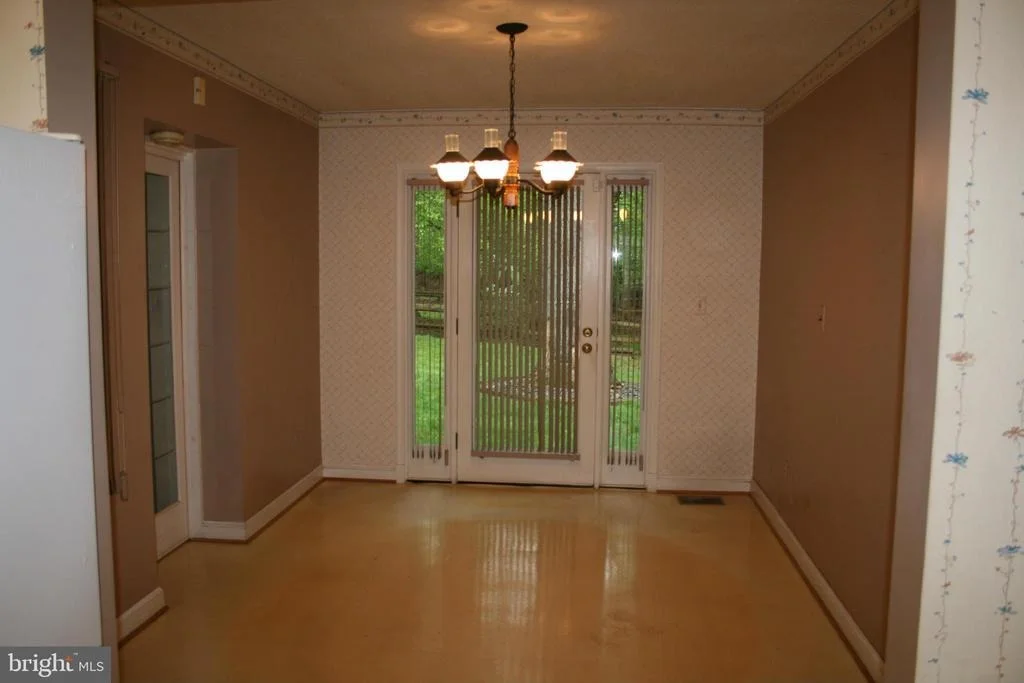 Photo of 916 COPLEY LANE