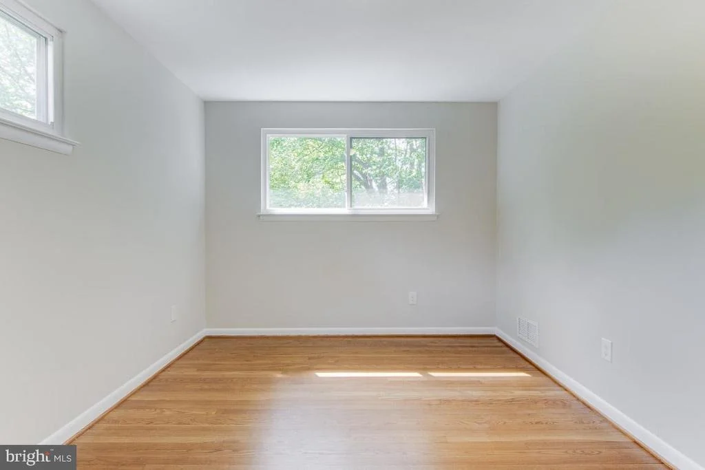 Photo of 217 HILLSBORO DRIVE