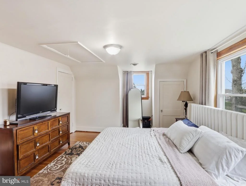Photo of 7809 MILLERS CORNER