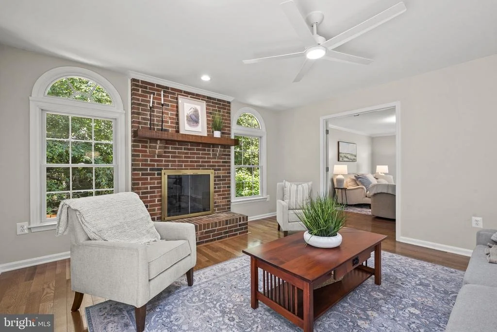 Photo of 9127 SCOTT STREET