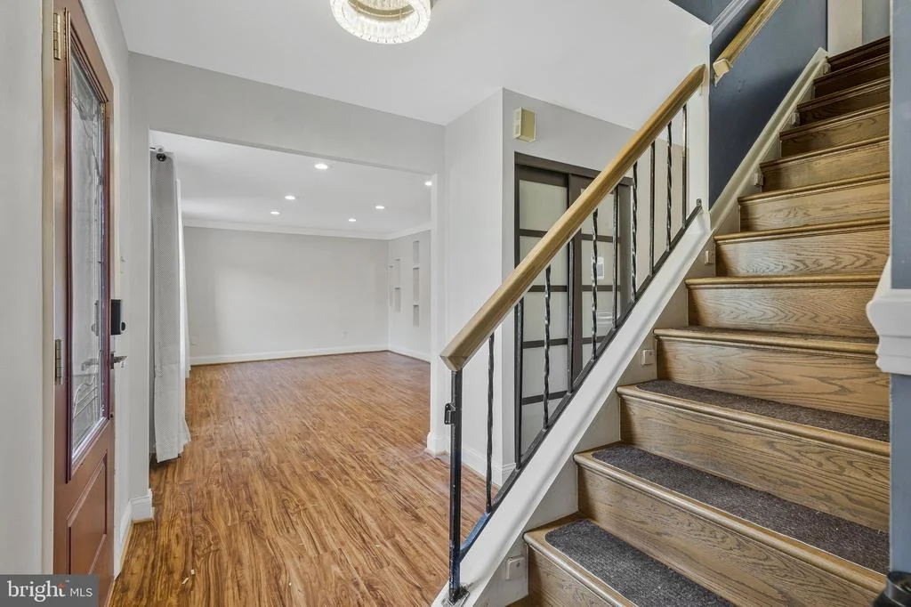 Photo of 1107 TREESIDE LANE