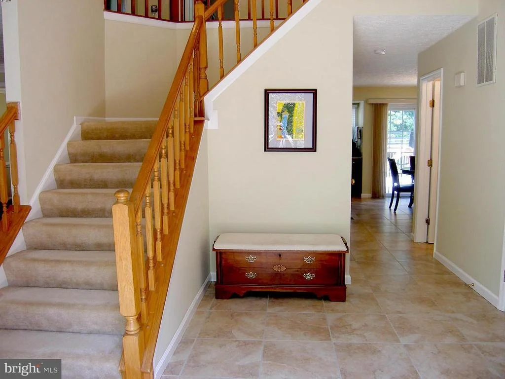 Photo of 127 BOOKHAM LANE