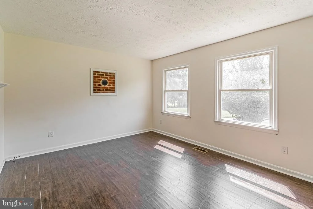 Photo of 9577 ROYS LANE