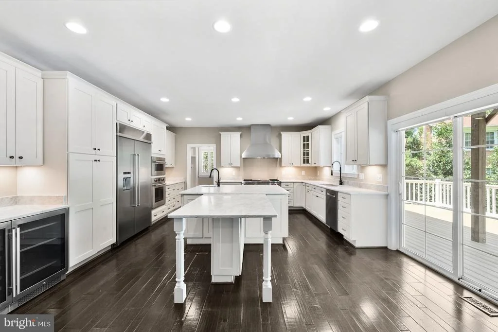 Photo of 8404 STONEWALL DRIVE