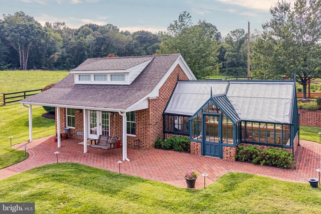 Photo of 5352 DIXONS MILL ROAD