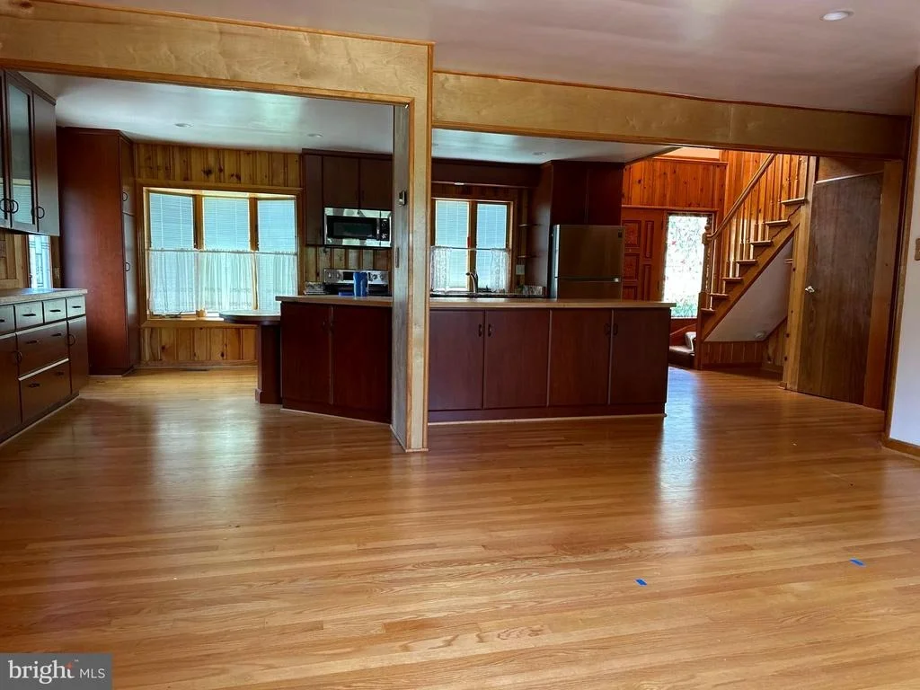 Photo of 5919 5TH ROAD N