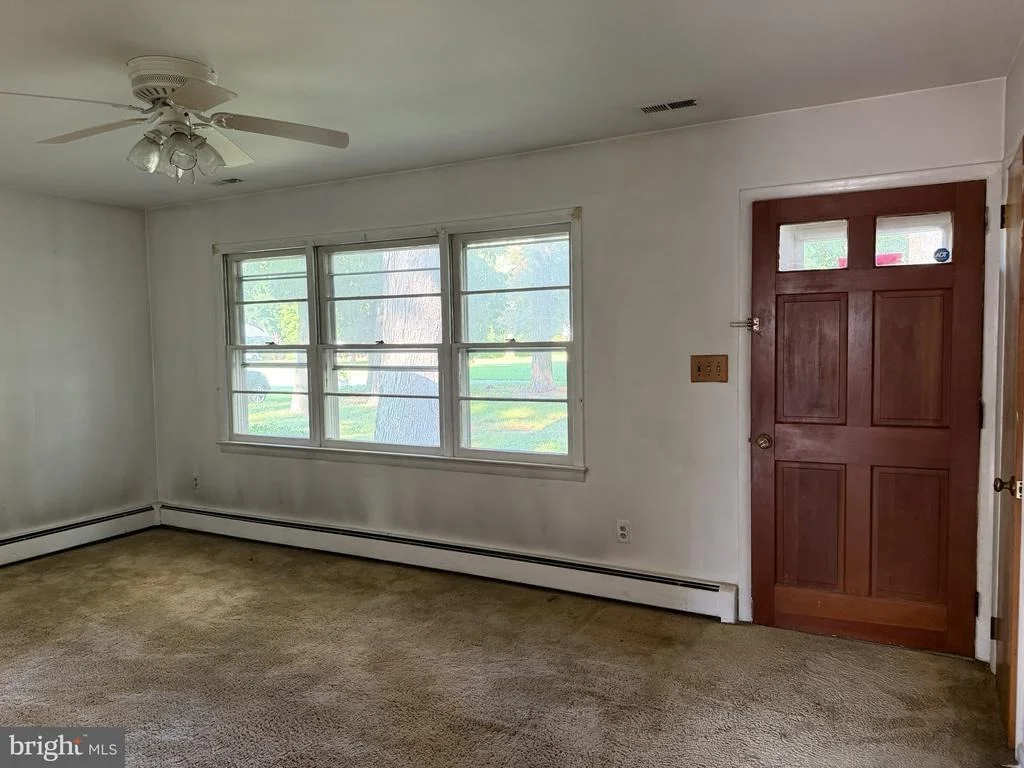 Photo of 6682 QUERCUS DRIVE