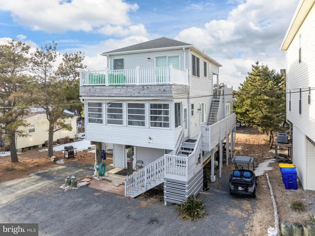 Photo of 8 VIRGINIA AVENUE