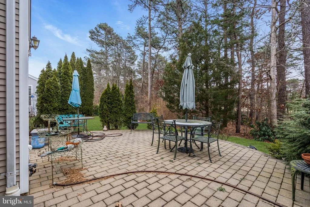 Photo of 121 GOLF VIEW DRIVE
