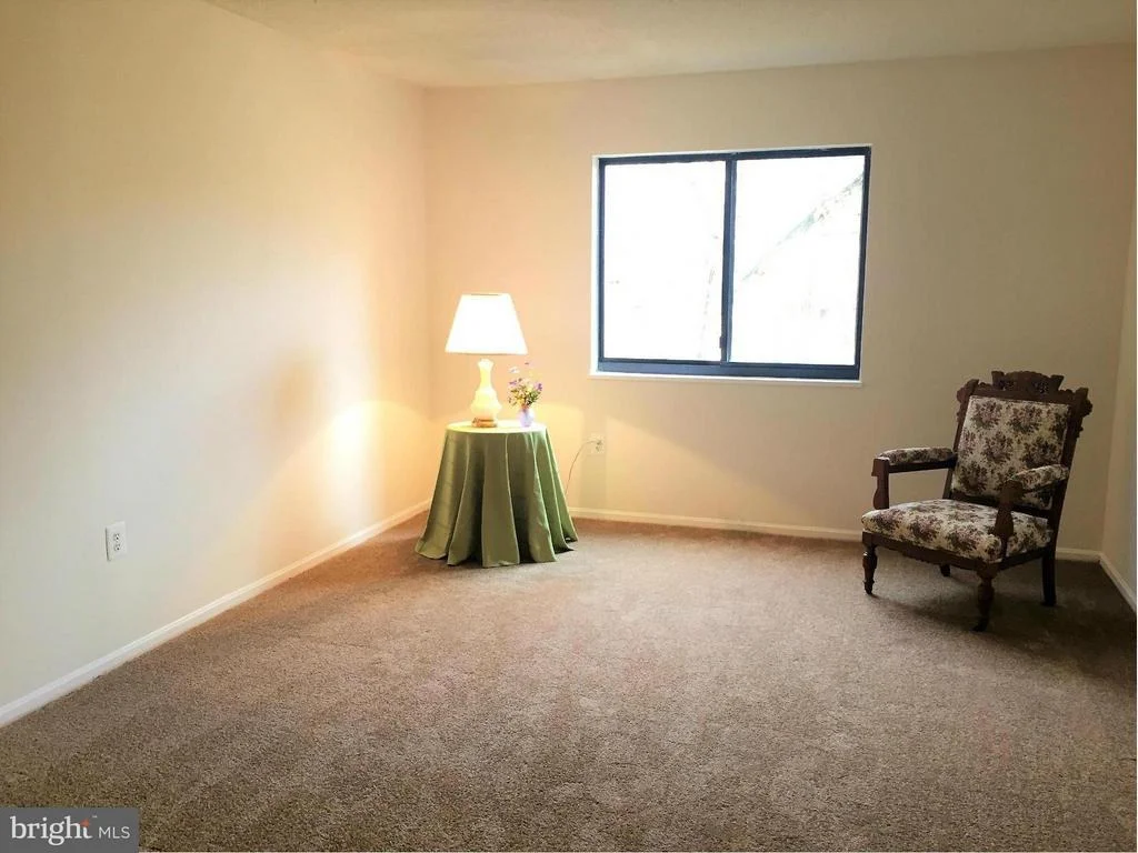 Photo of Unit 4614 at 15100 INTERLACHEN DRIVE