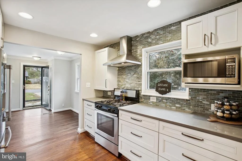Photo of 7926 JACKSON ROAD