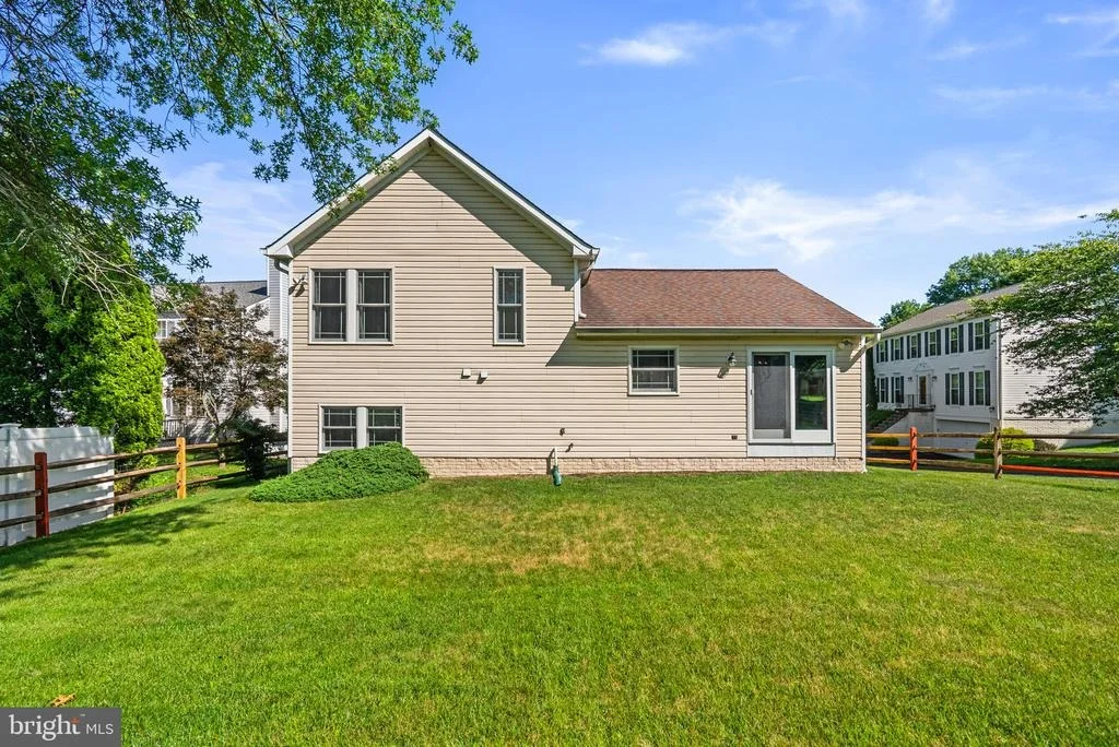 Photo of 9543 RIDGEVIEW DRIVE