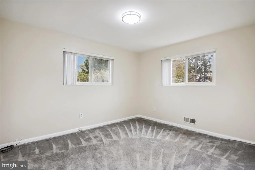 Photo of 815 MALTA LANE