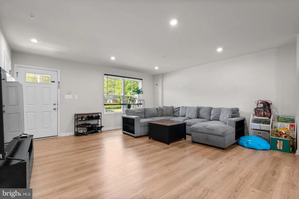 Photo of 1122 BROOKE ROAD