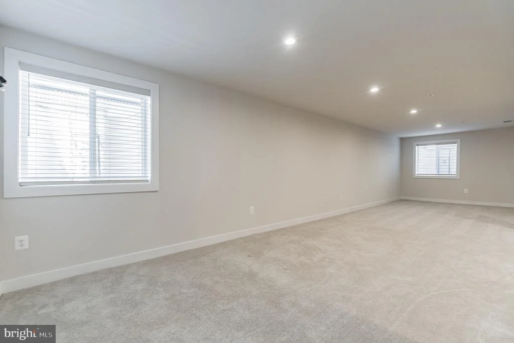 Photo of 8860 BANCROFT DRIVE