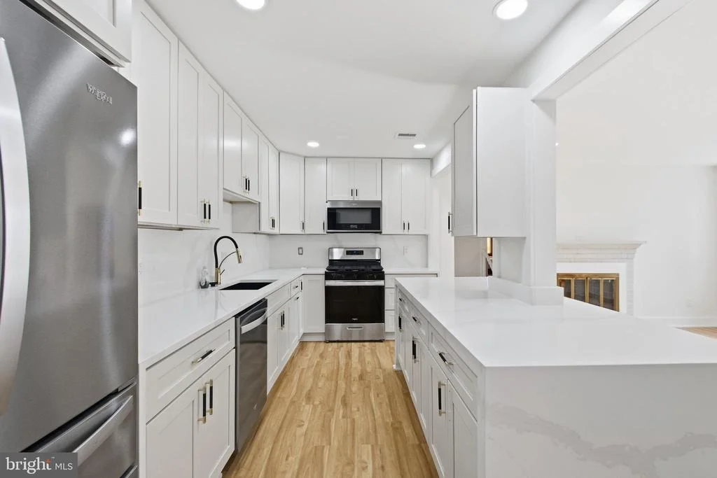 Photo of 6405 INWOOD DRIVE