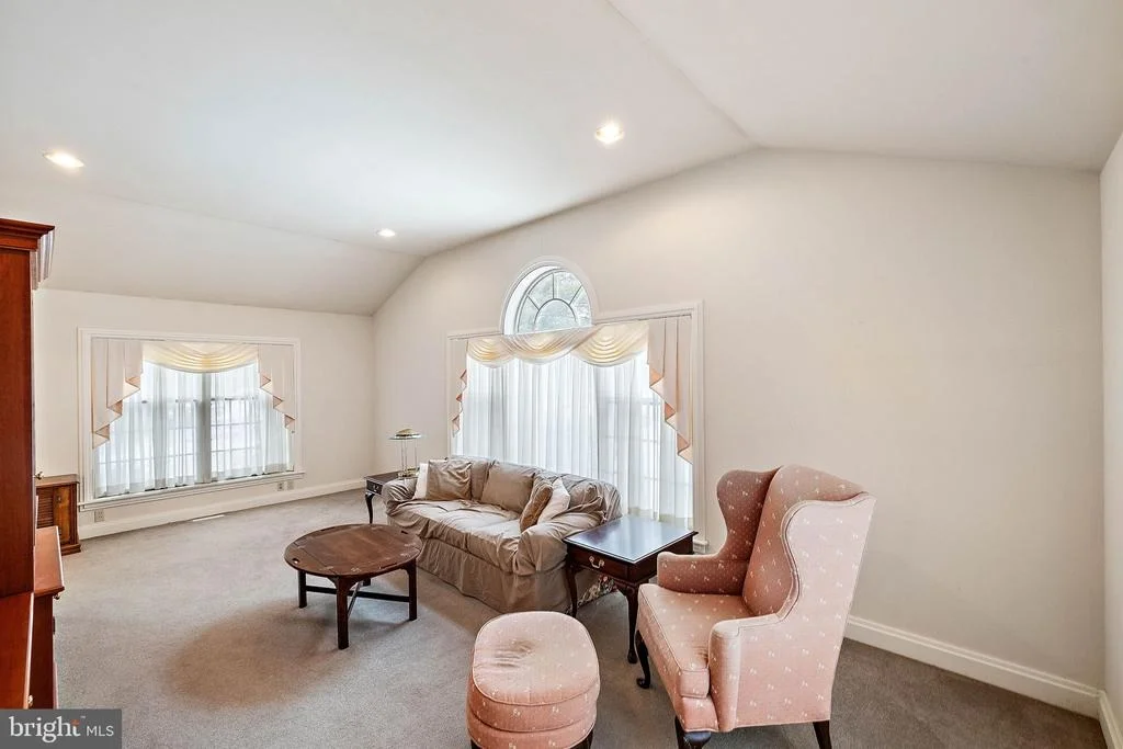 Photo of 2 FARRON DRIVE