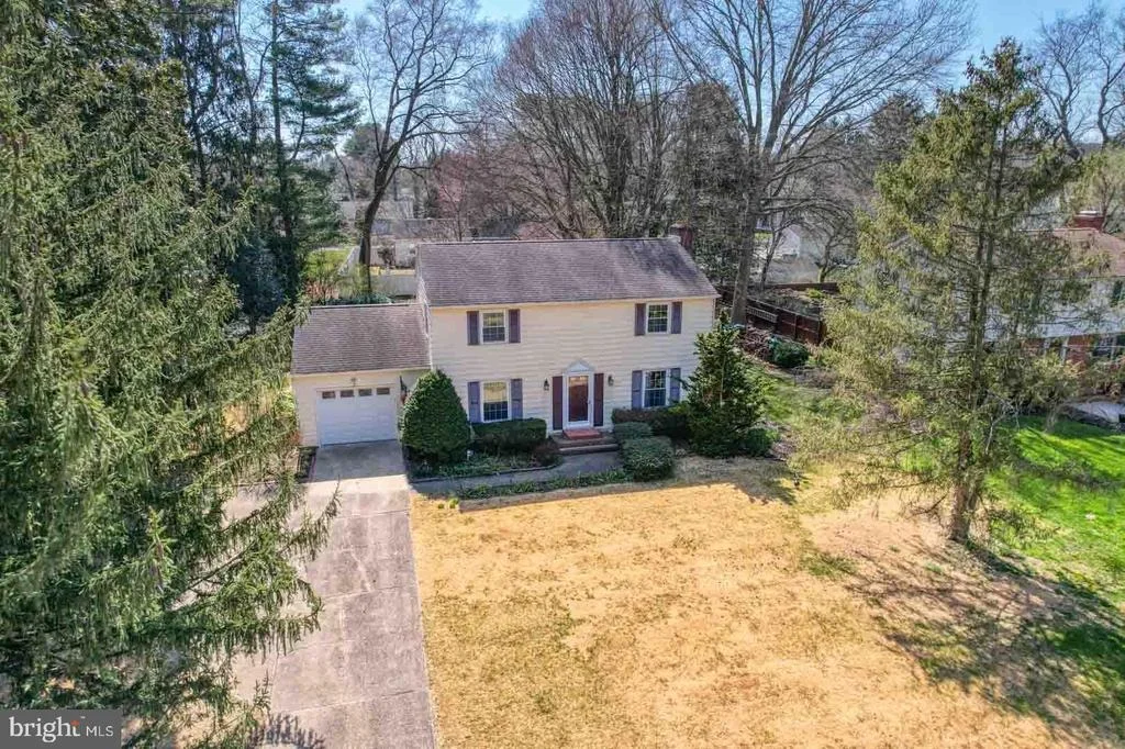 Photo of 74 S FAIRFIELD DRIVE