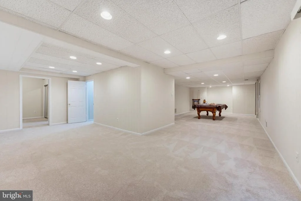 Photo of 7827 BELLEFLOWER DRIVE