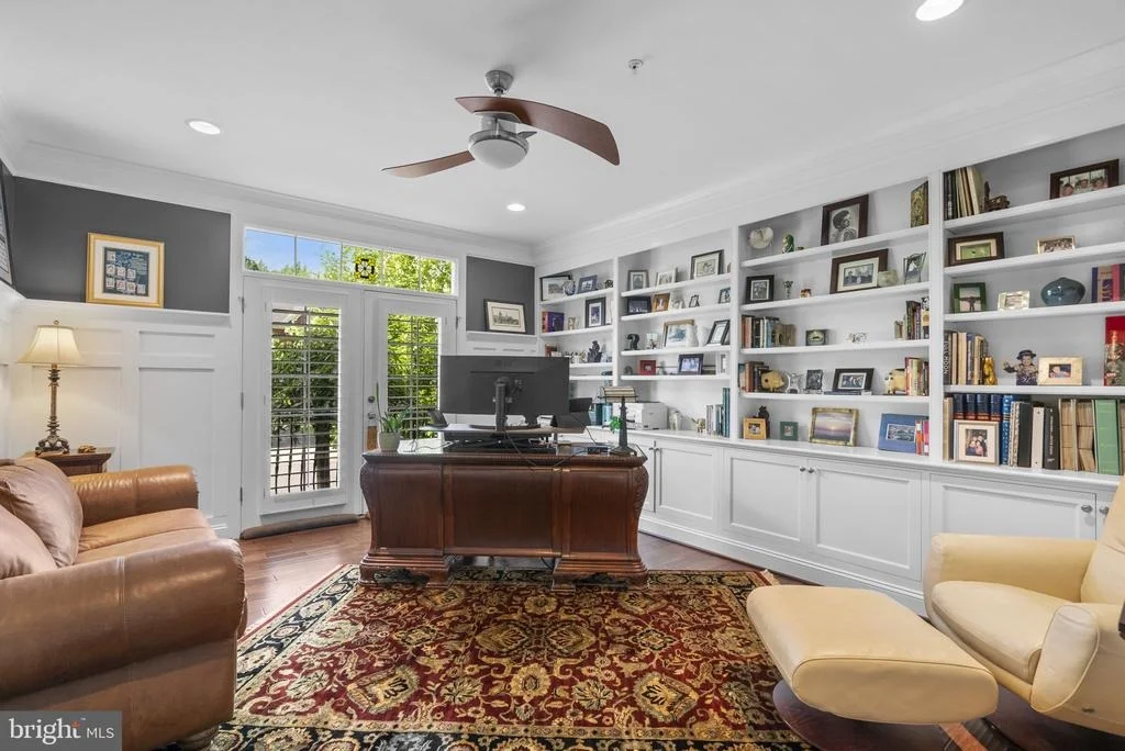 Photo of 7239 WINDSOR LANE