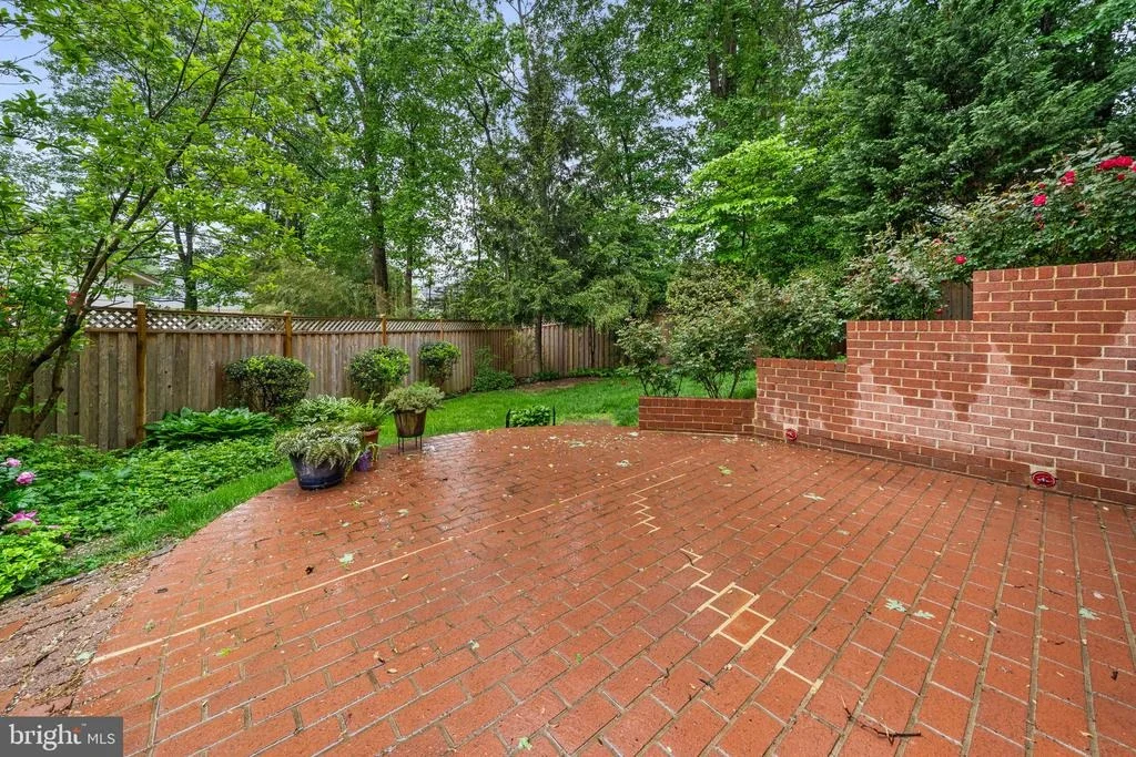 Photo of 10305 COLLINGHAM DRIVE