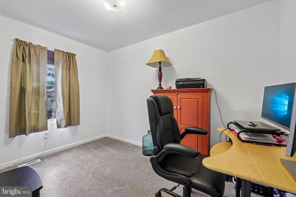 Photo of 413 BABYLON COURT