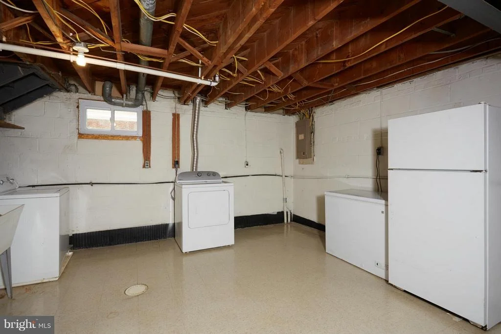 Photo of 3600 WELLER ROAD