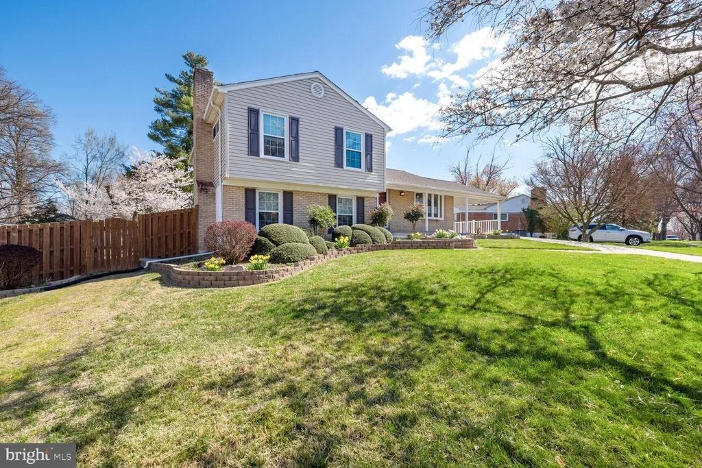 Photo of 4703 IRIS PLACE