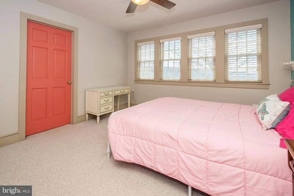 Photo of 726 SUNSET RIDGE DRIVE