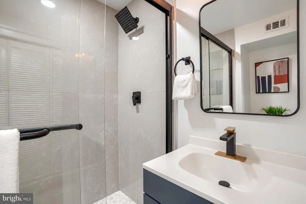 Photo of 8706 MISSION ROAD