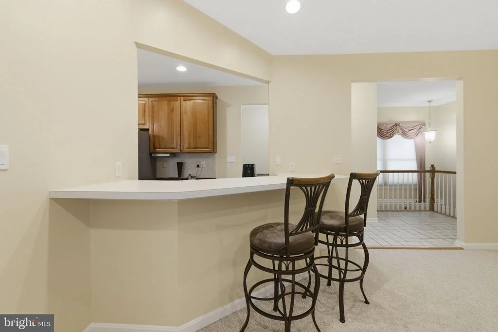 Photo of 922 SIDEHILL DRIVE