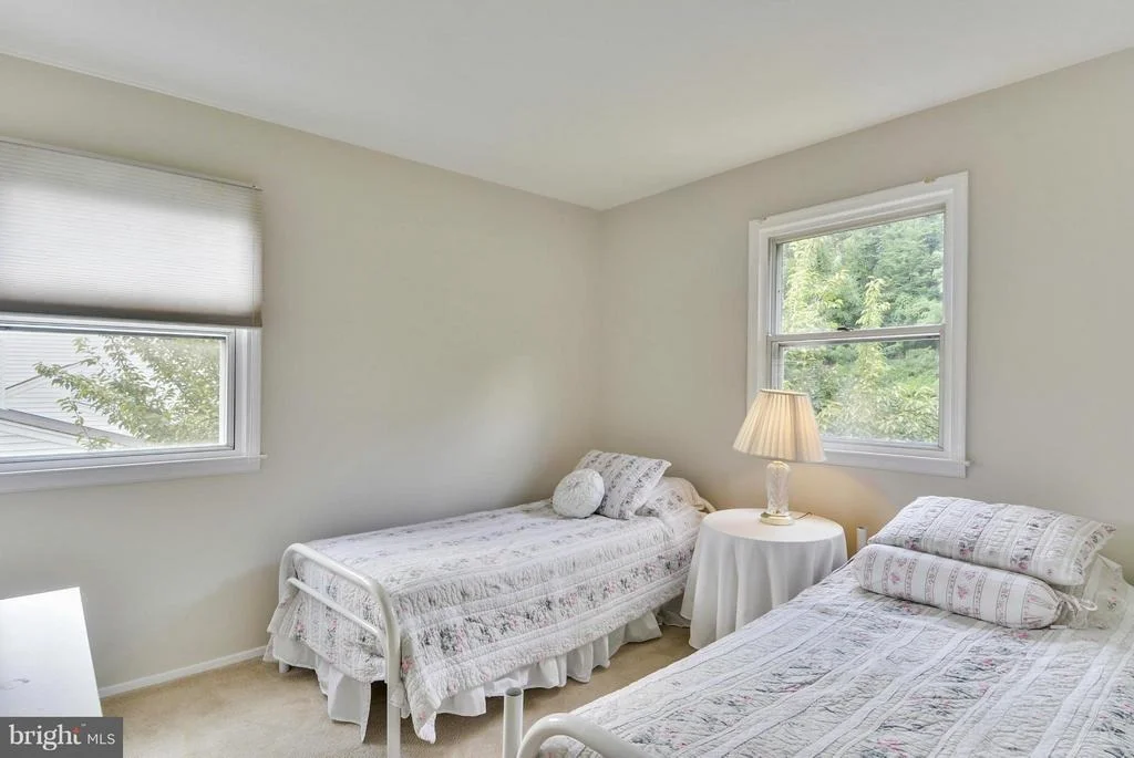 Photo of 21 STONEGATE DRIVE