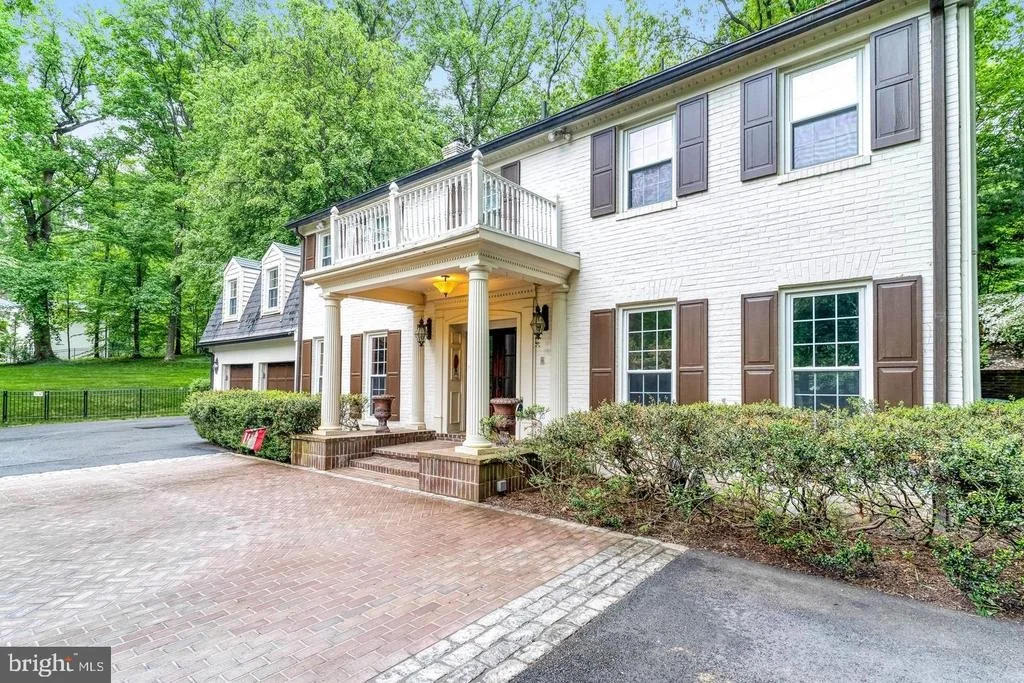 Photo of 7845 OLD DOMINION DRIVE