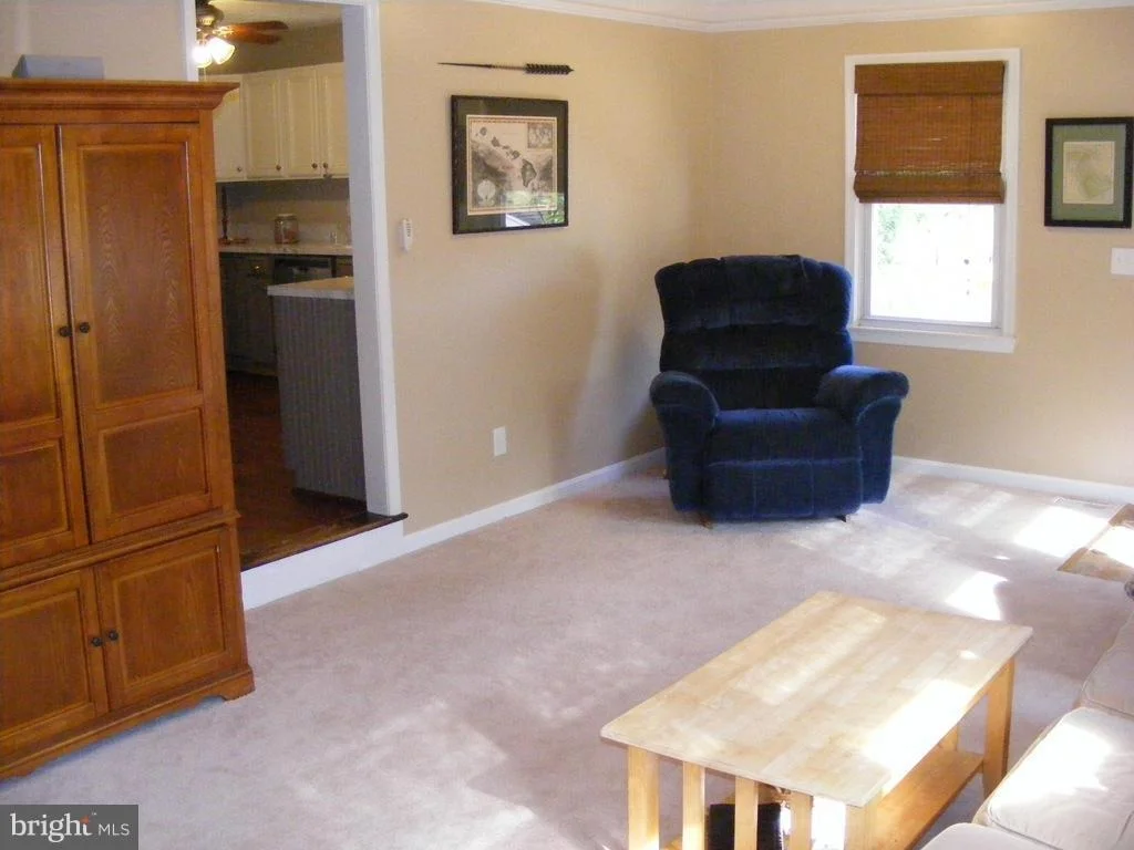Photo of 17104 WATERLOO ROAD