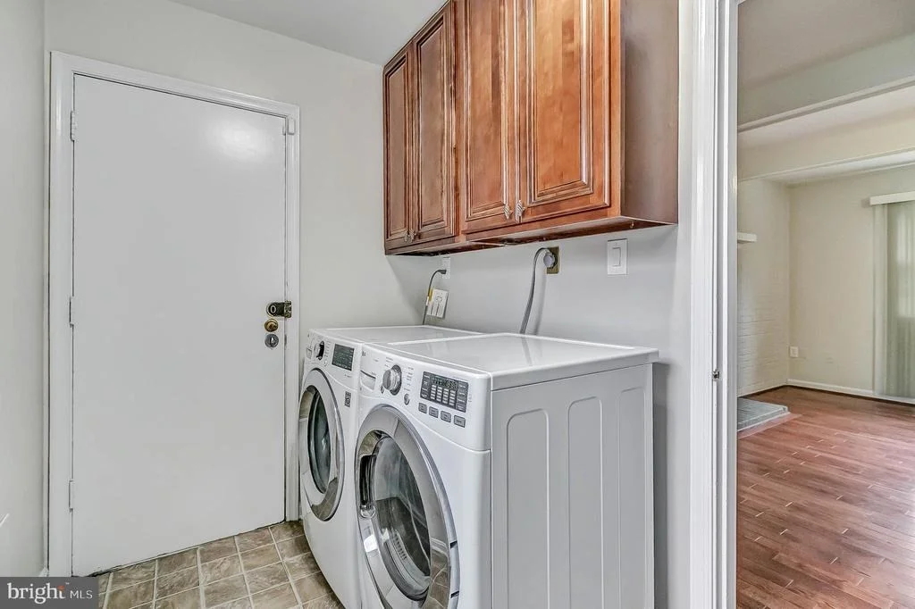 Photo of 2608 VILLAGE LANE